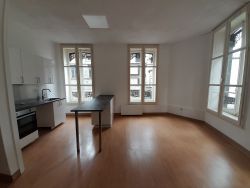 APPARTEMENT - THIERS - 4 pice(s) - 96 m² :: Loyer mensuel : 650.00€